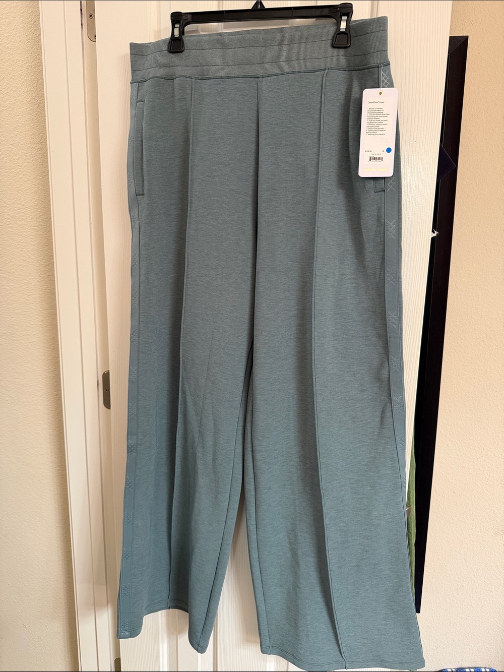 RHÔNE Dream Glow Trouser Track Pants . NEW with Tags .